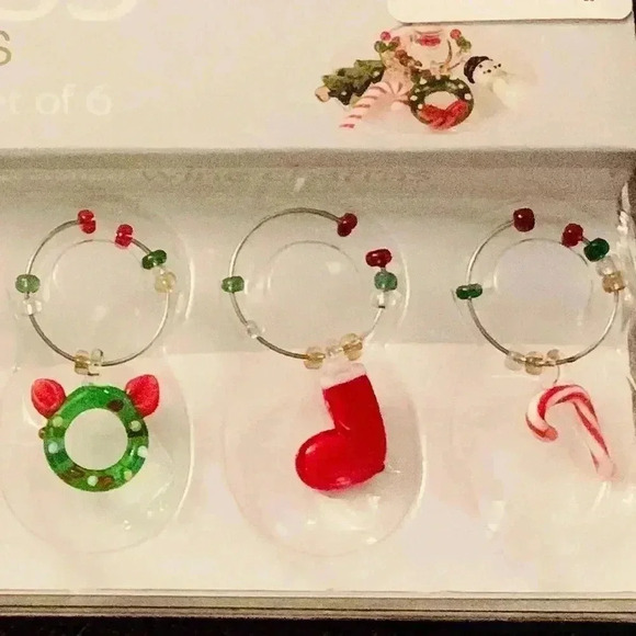 Art glass Christmas Wine Charms Set of 6 - Picture 3 of 4